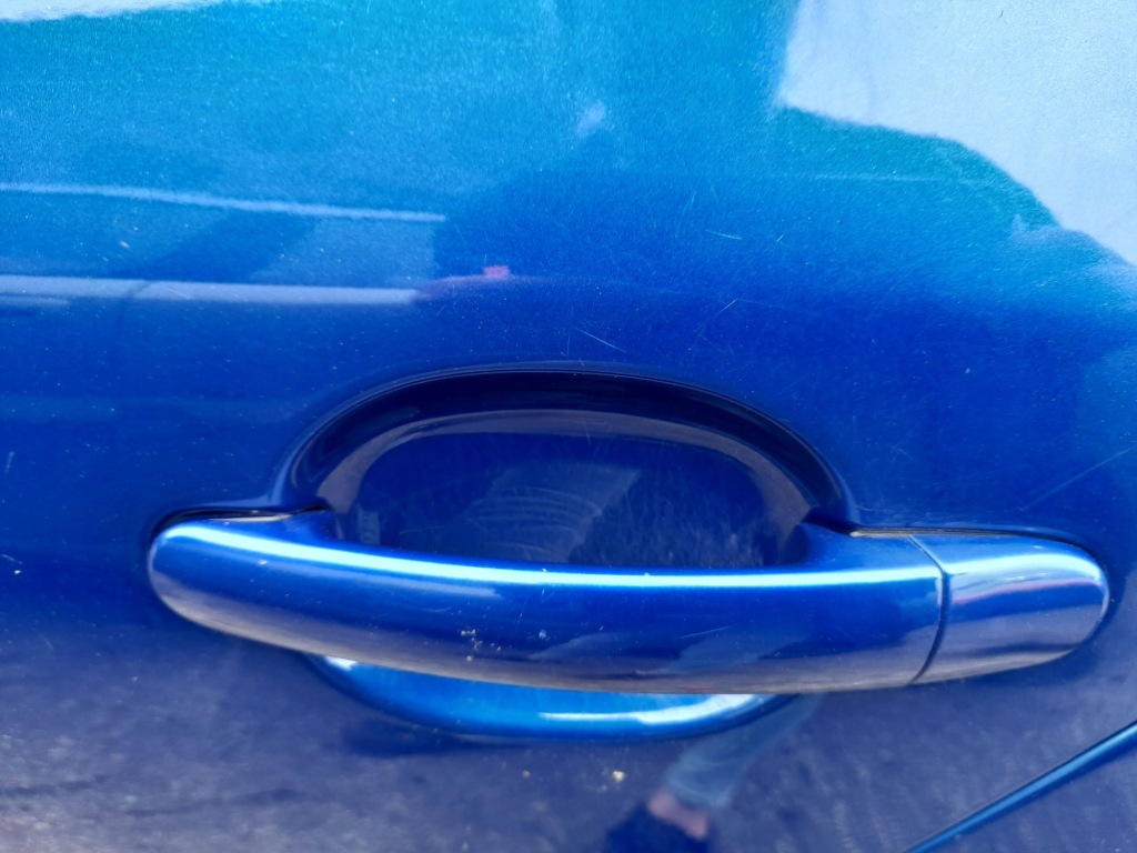 Купить Дверь задние комплект  левая vw golf v 5 lc5j hb