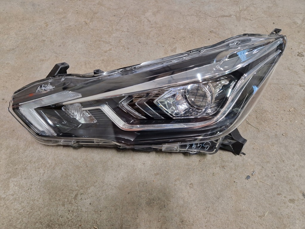 фото №1, Nissan micra k14 лампа левая full led 100-18834