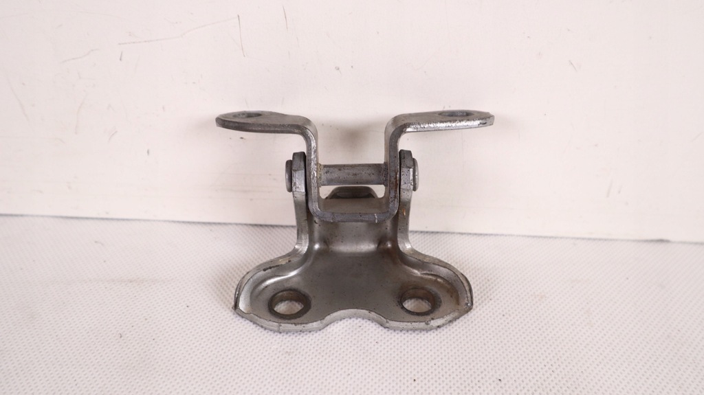 фото №4, Toyota land cruiser 200 петля дверь левый задняя góra