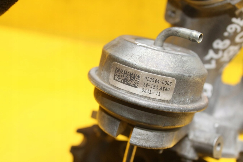 Турбіна права mercedes gle 3.0 bt a2760901480 Доставка