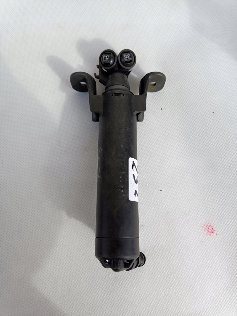 фото №1, Омыватель лампы левая audi a3 8v0955101