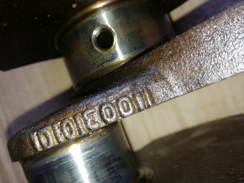 Wał коленчатый mercedes w116 w123 m110 2,8 1100310101 в Украине