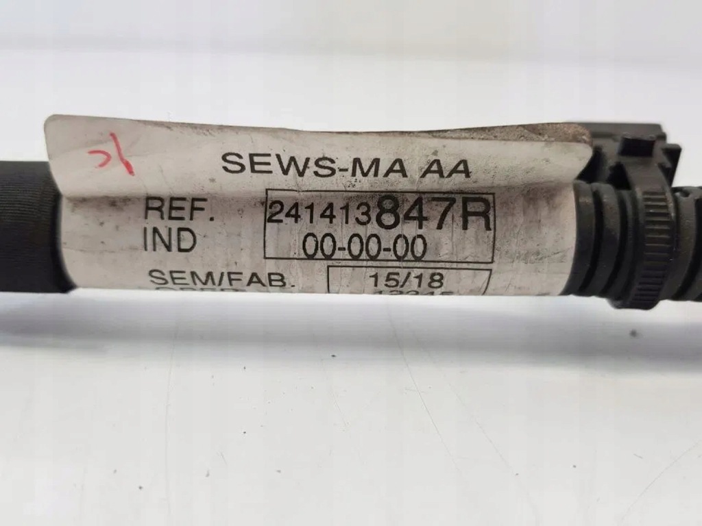 фото №5, Megane iv шланг бака adblue 241413847r