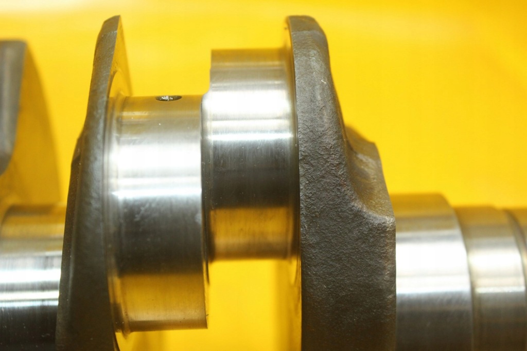 Wał колінчастий a4 b7 a6 c6 a8 d3 3.2 fsi auk 06ep 06e101p Ціна