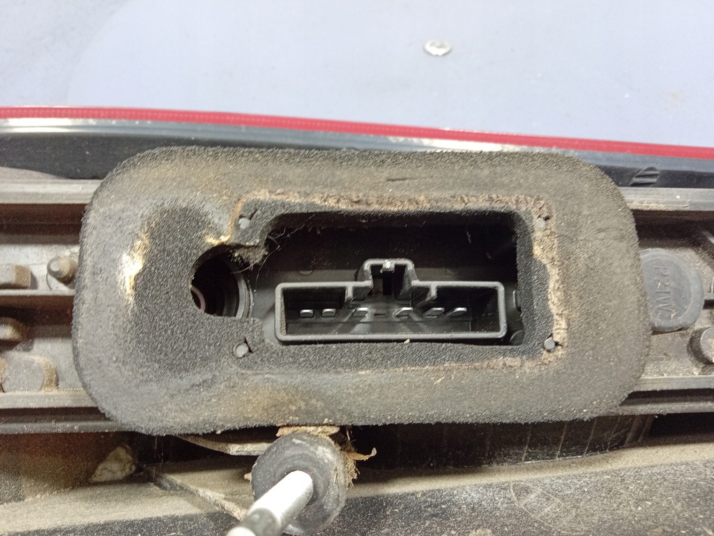 фото №6, Ford c-max mk1 лампа задня права задня 3m51-13a602-aa