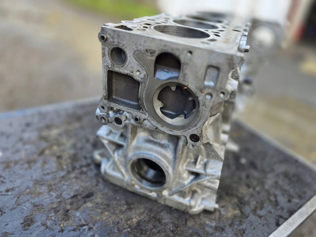 Bmw f30 f32 f10 f01 f15 f25 3.0d n57d30a n57 блок двигателя рестайлинг  7823013 258k Недорого