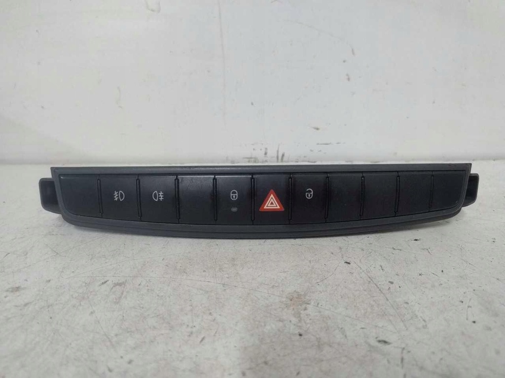 фото №1, Кнопка аварійних smart оригінальний номер a4548202610