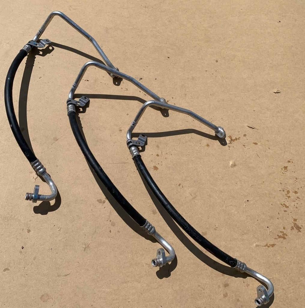 фото №1, Renault clio v 1.0 tce шланг wąż кондиціонера 924903757r