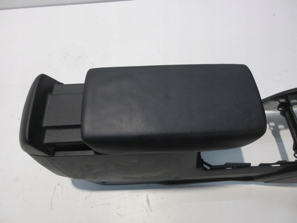 фото №7, Honda accord vii sedan подлокотник кожа