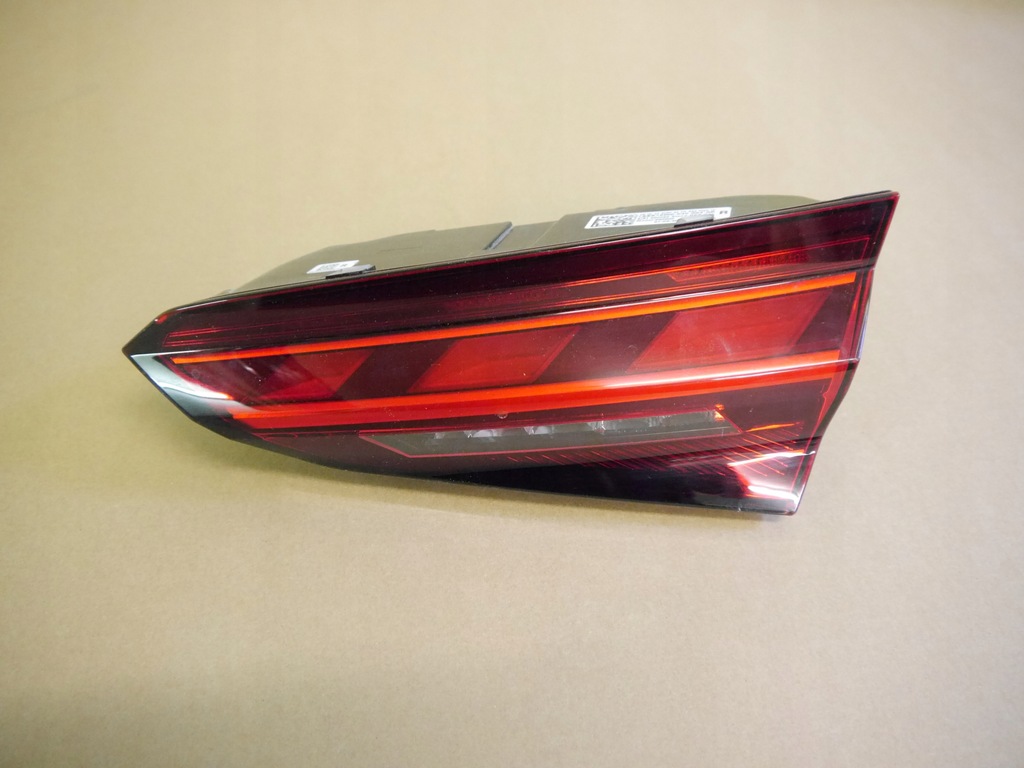 фото №1, Audi a5 8w лампа права задня led 8w6945094ab