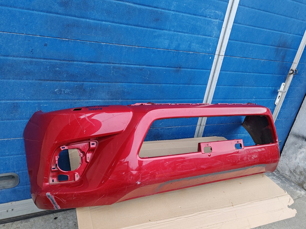 фото №1, Бампер toyota hilux 52119-0k880 b.ładny