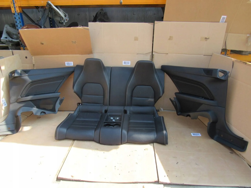 Mercedes e c207 w207 207 coupe сидіння заднє сидіння обшивки шкіра комплект Ціна