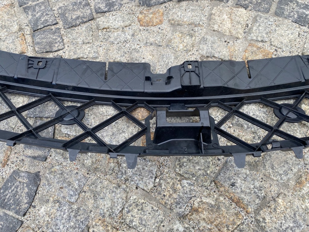 фото №11, Mercedes 118 cla amg защита накладка верхний поперечина перед 1188851403 оригинал