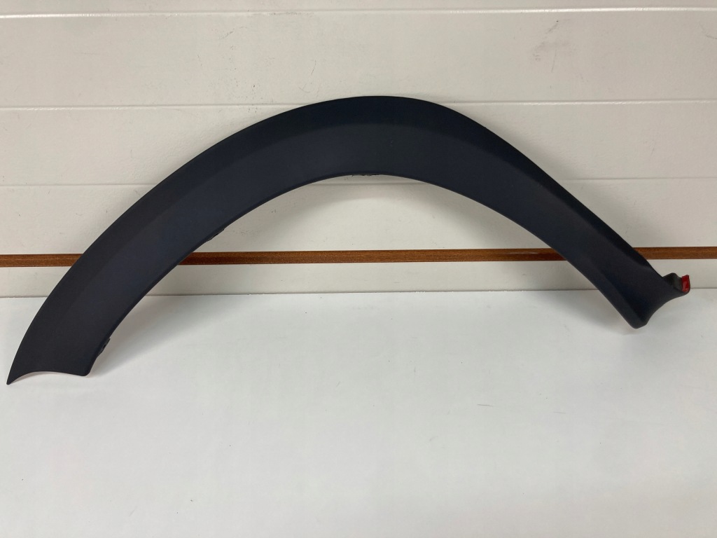 фото №1, Молдинг крыла левая передняя dacia duster