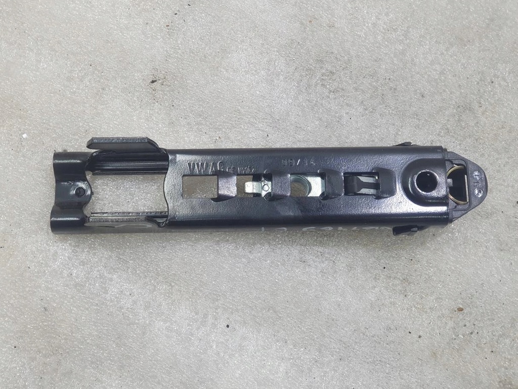 фото №6, Регулювання поперечина lewego vw passat cc