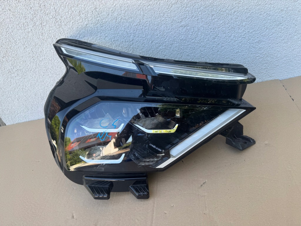фото №1, Citroen c4 iii full led - лампа правая правый перед передняя 9830649280