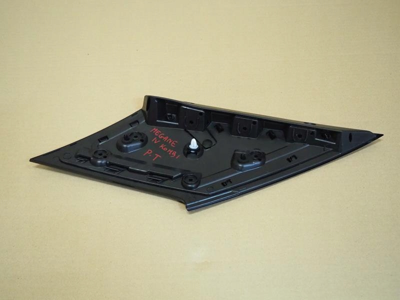 фото №3, Захист стійка правий задня renault megane iv kombi