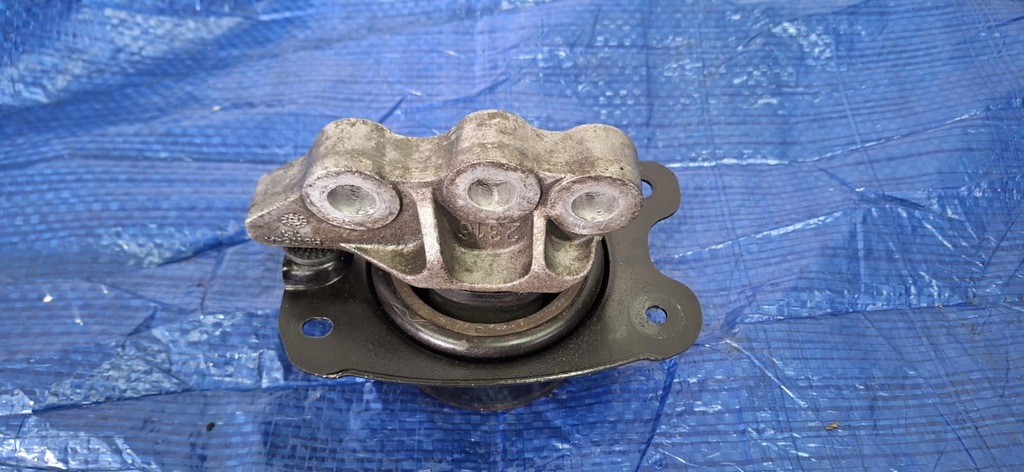 фото №7, Кронштейн подушка коробки передач chevrolet captiva 2,2cdti 12r