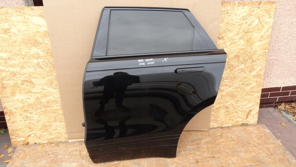 фото №1, Range rover velar дверь левый задняя левая задние