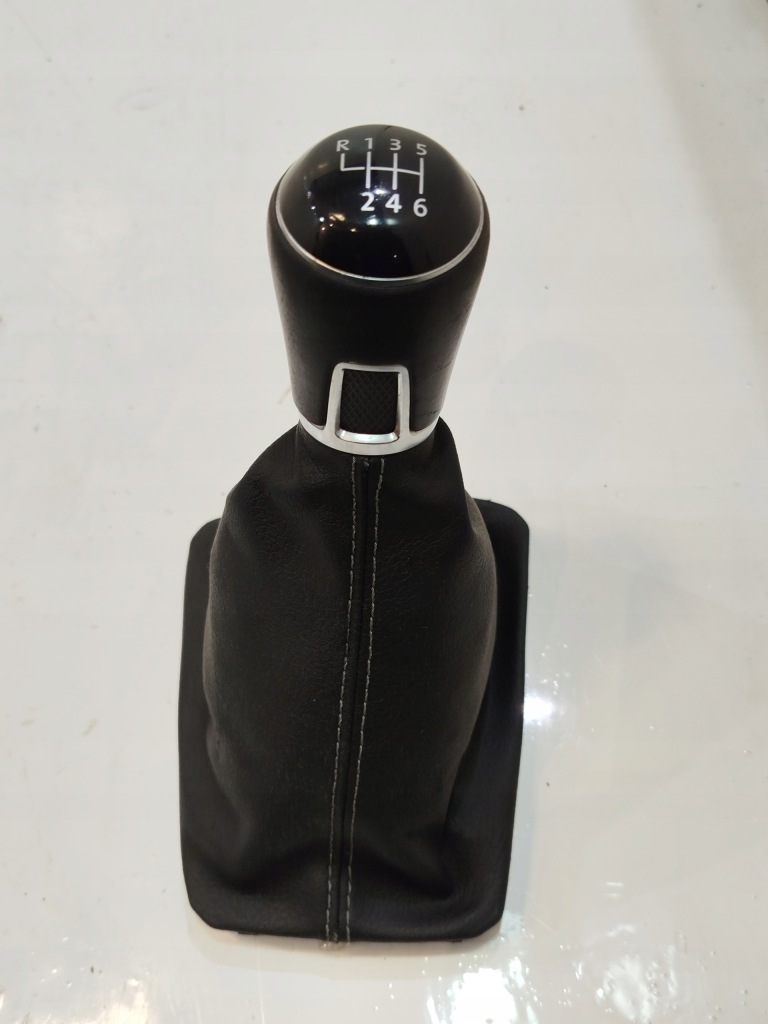 фото №1, Ручка чохол передач vw passat b8 r line механічна коробка передач