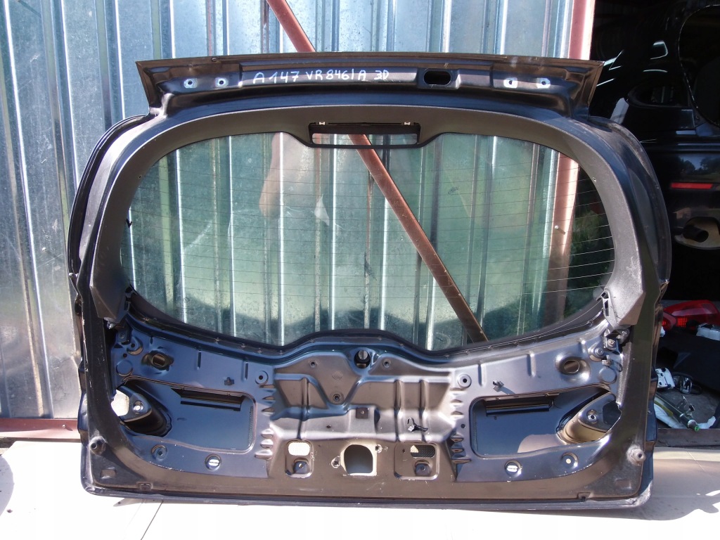 Крышка багажника багажника 846 alfa romeo 147 3 дверь в Украине