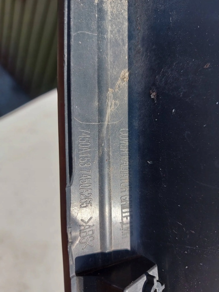 фото №9, Mitsubishi pajero 06- logo решітка радіатора решітка радіатора