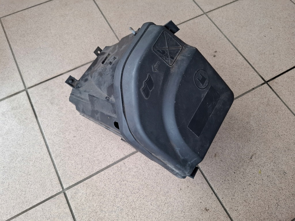 фото №1, Citroen c4 ii ds4 peugeot коробка корпус предохранителей