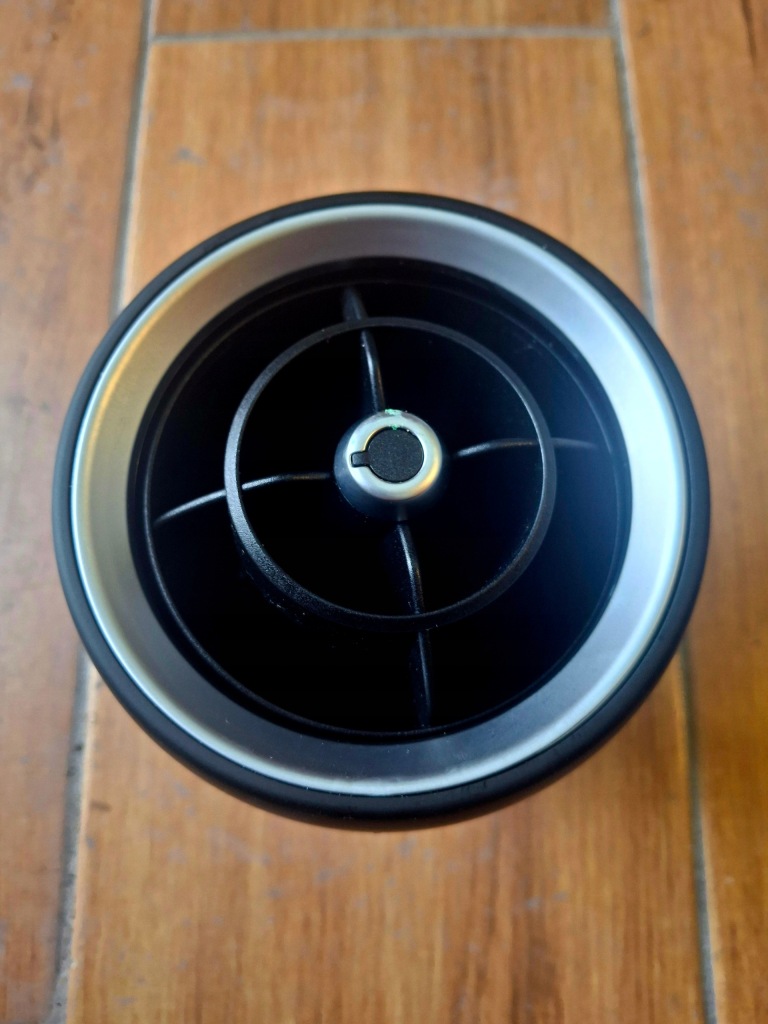 фото №1, Alfa romeo stelvio решётка обдув левая 1561236830 ładna