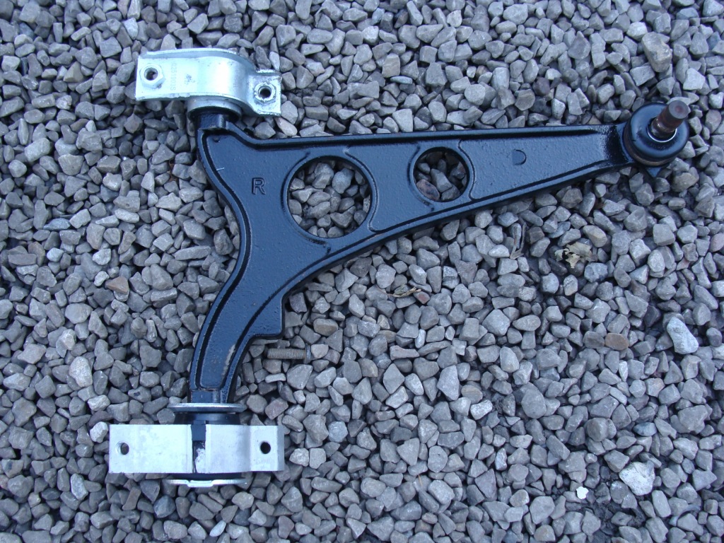 Купить Рычаг правый  перед fiat multipla !!!