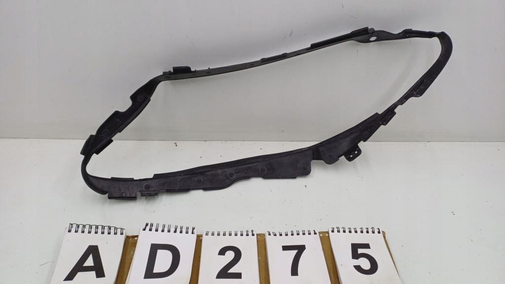 Купити Mercedes c-klasa w205 прокладка корпус фара права оригінал