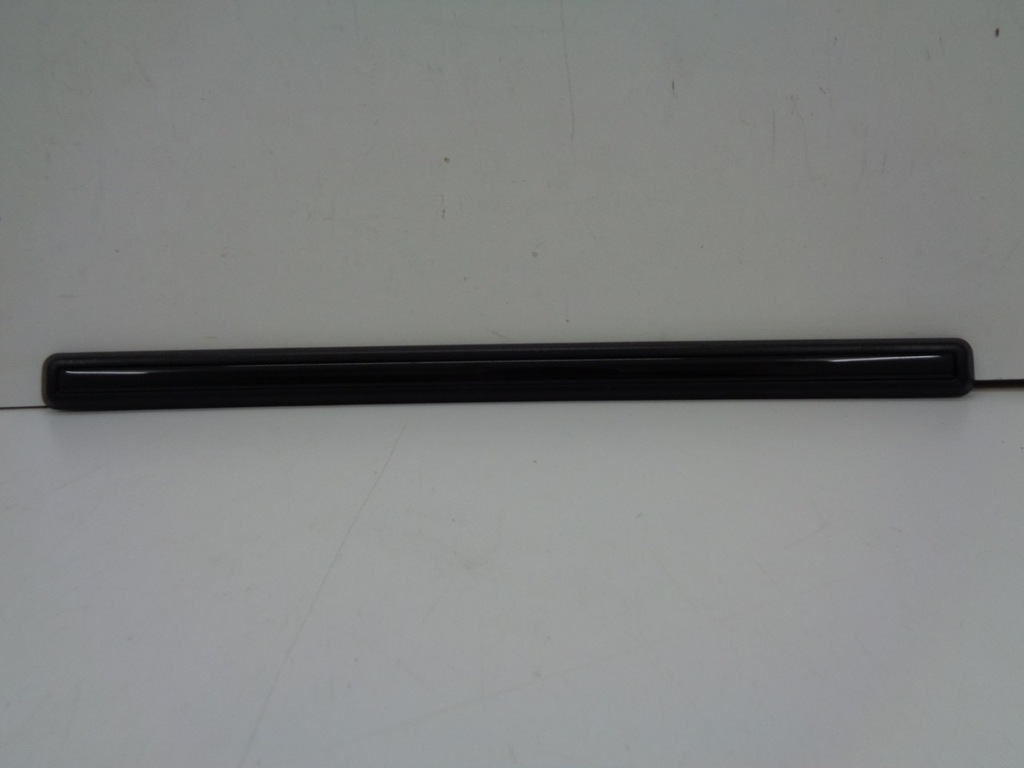 фото №1, Mercedes g-klasa w463 молдинг дверь левый задняя