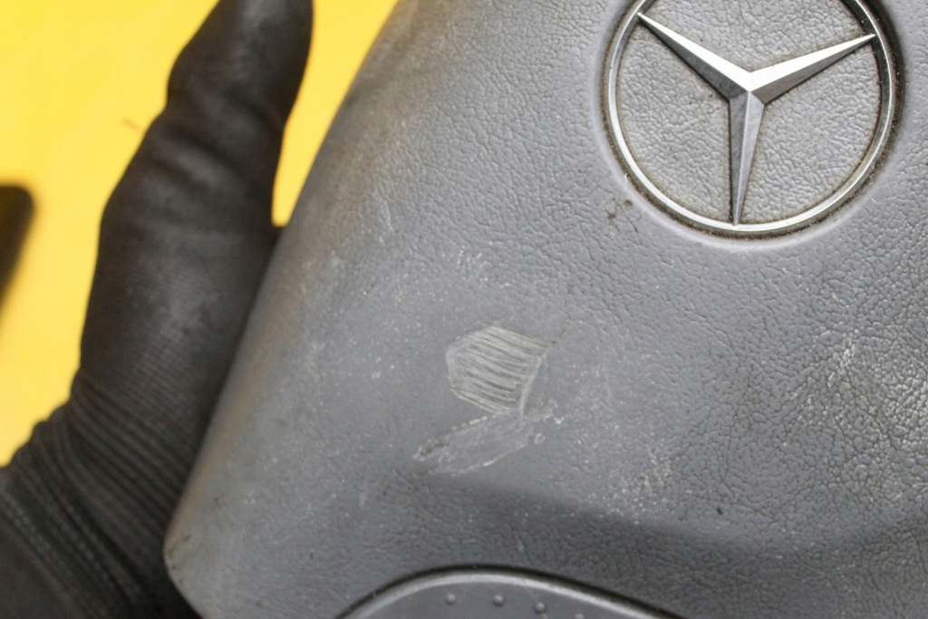 Заглушка подушка безпеки керма a9014640131 sprinter i Зі Шроту