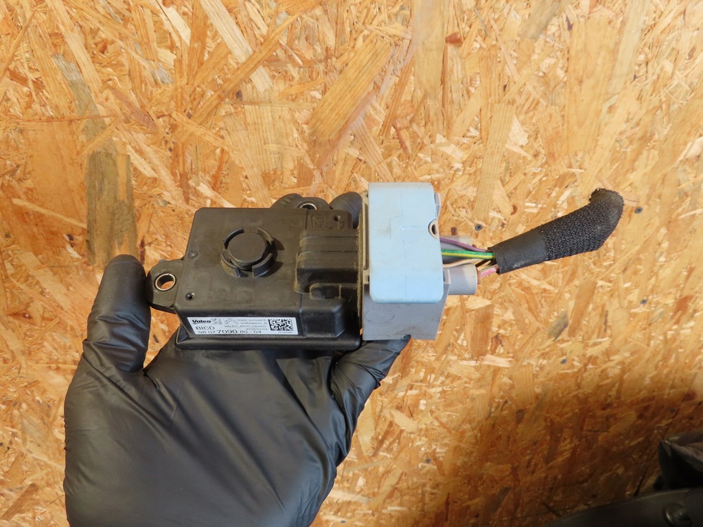 фото №1, Citroen c4 ii fl модуль запуск стоп 9807709080-04