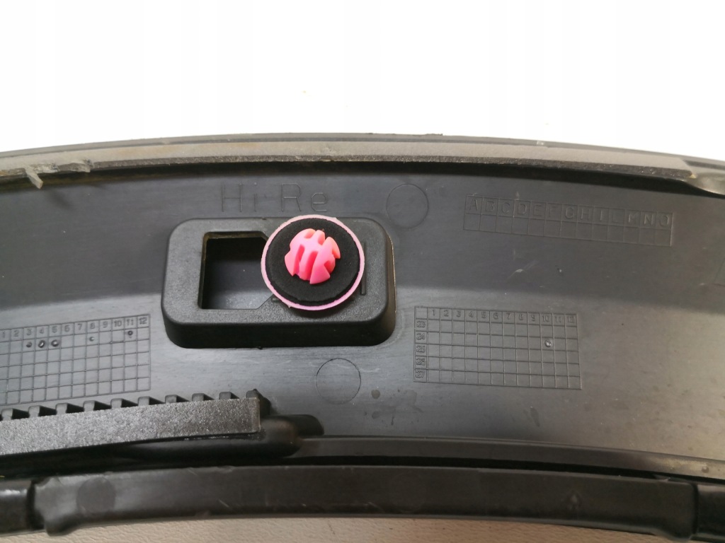 фото №7, Молдинг накладка крила audi q8 s-line rsq8 4m8 p