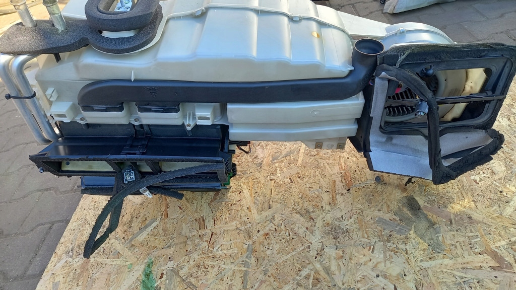 фото №15, Обігрівач volvo v70 ii lift 05r 30661705