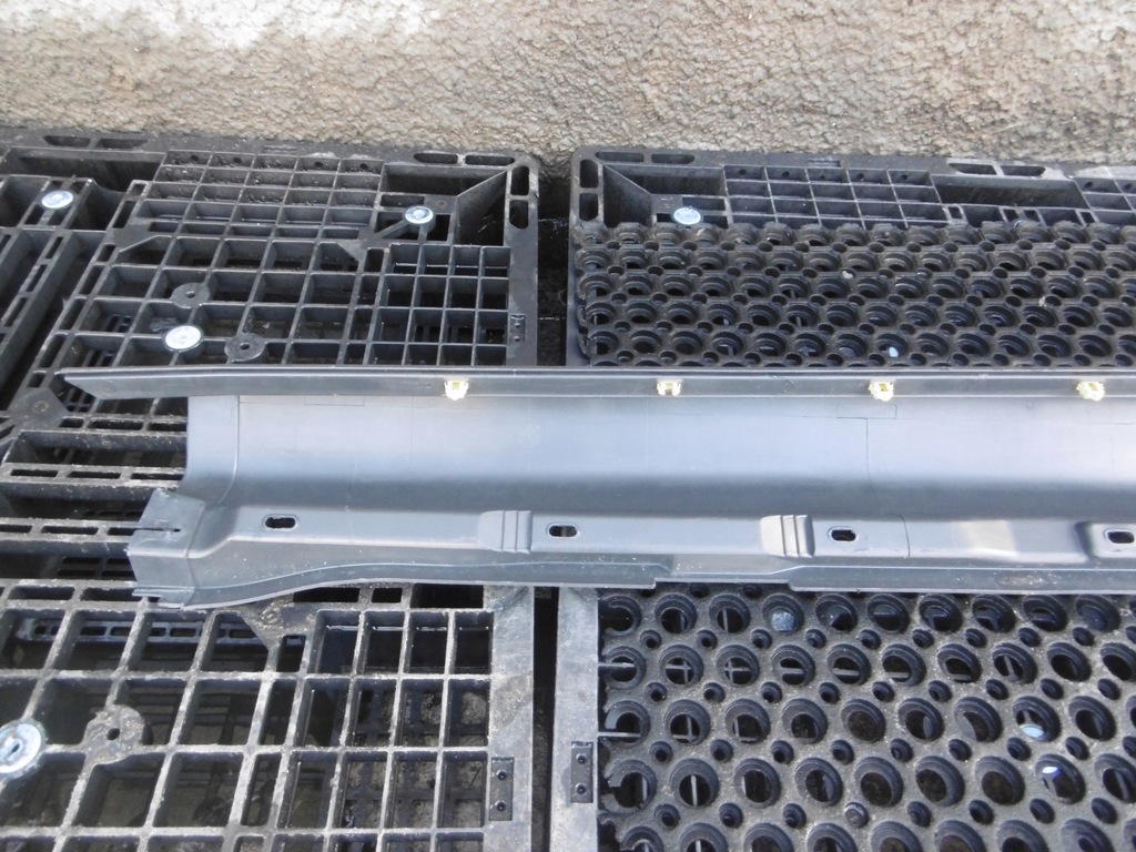 фото №10, Молдинг накладка поріг права volvo xc90