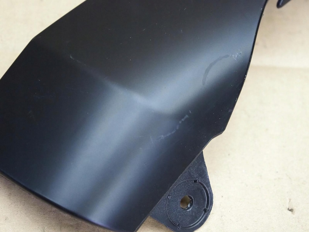 фото №11, Land rover evoque молдинг бампера правая перед