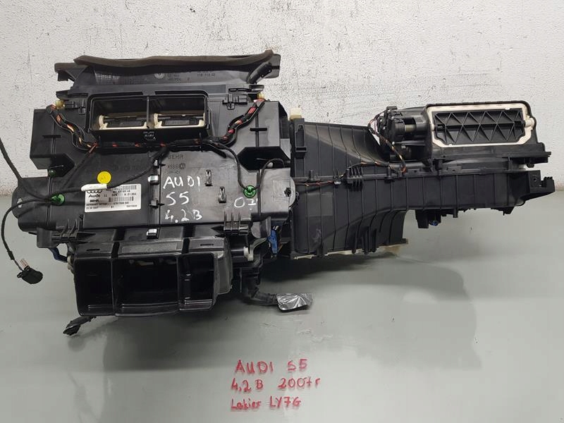 фото №1, Отопитель кондиционер audi s5 8t 4.2 8k1820005ab