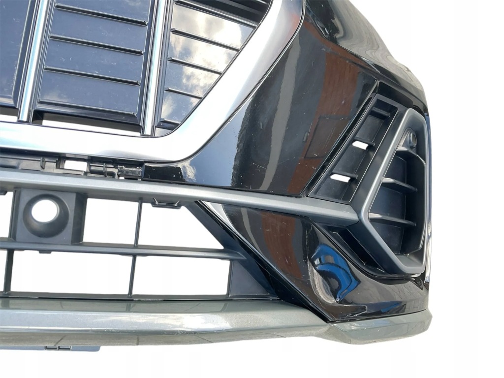 Бампер, решётка , решётка радиатора, решётки audi q-3 83a s-line 177. в Украине