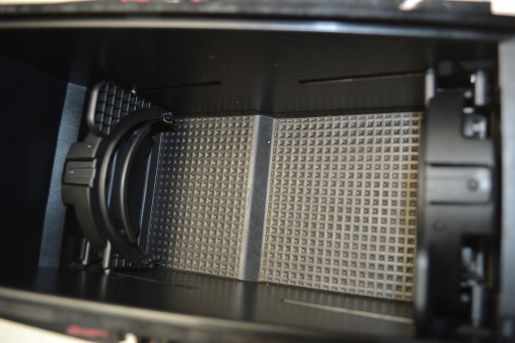 фото №13, Mercedes r129 sl бардачок між сидіння шторка