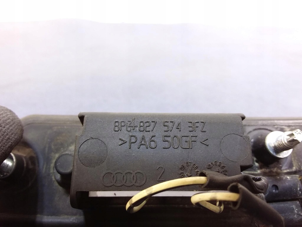 фото №4, Audi a4 b6 kombi avant микровыключатель крышки багажника