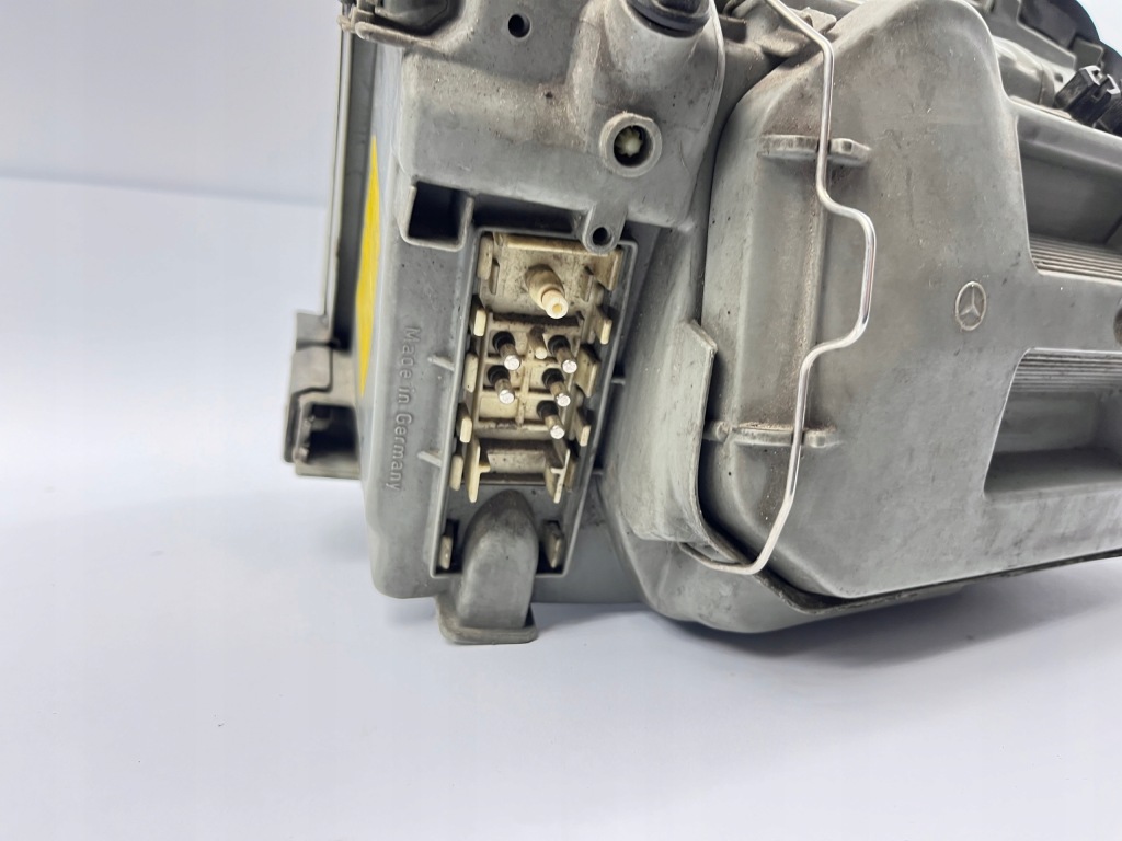 Лампа левая перед фара левый передний mercedes w140 оригинальная bosch uszk Цена