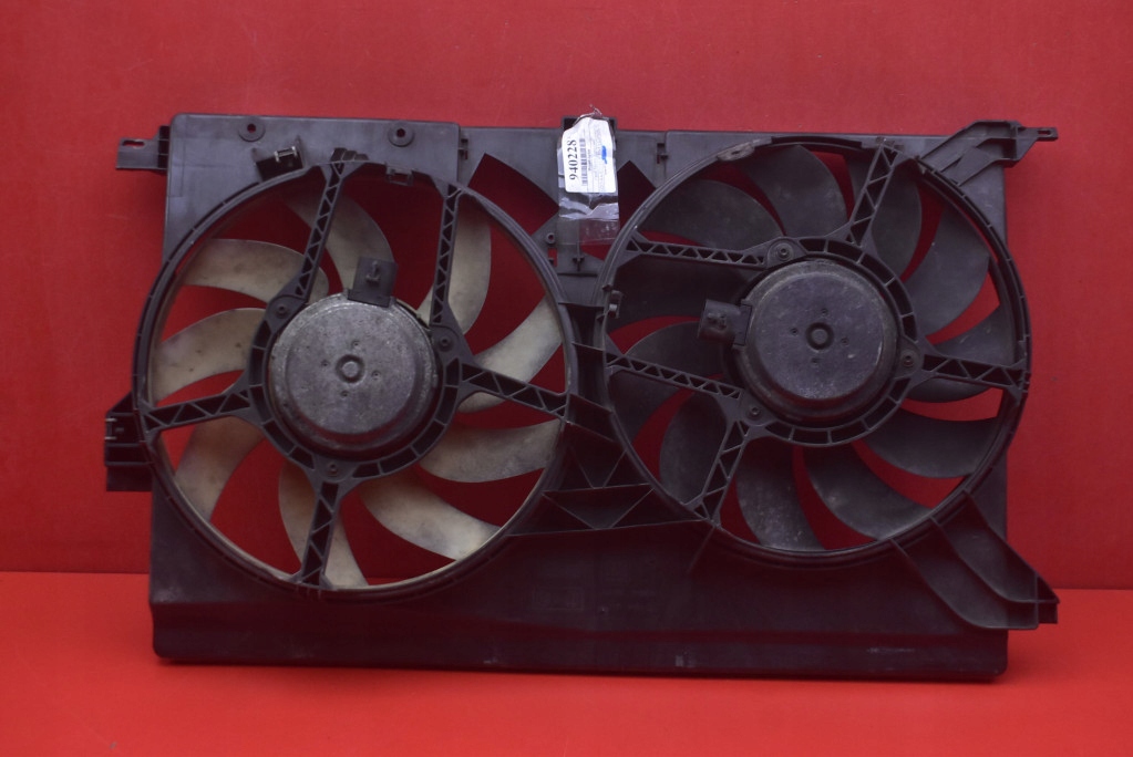 Вентилятор 13167335 opel vectra c 1.9 cdti 150 km 02-05 в Украине