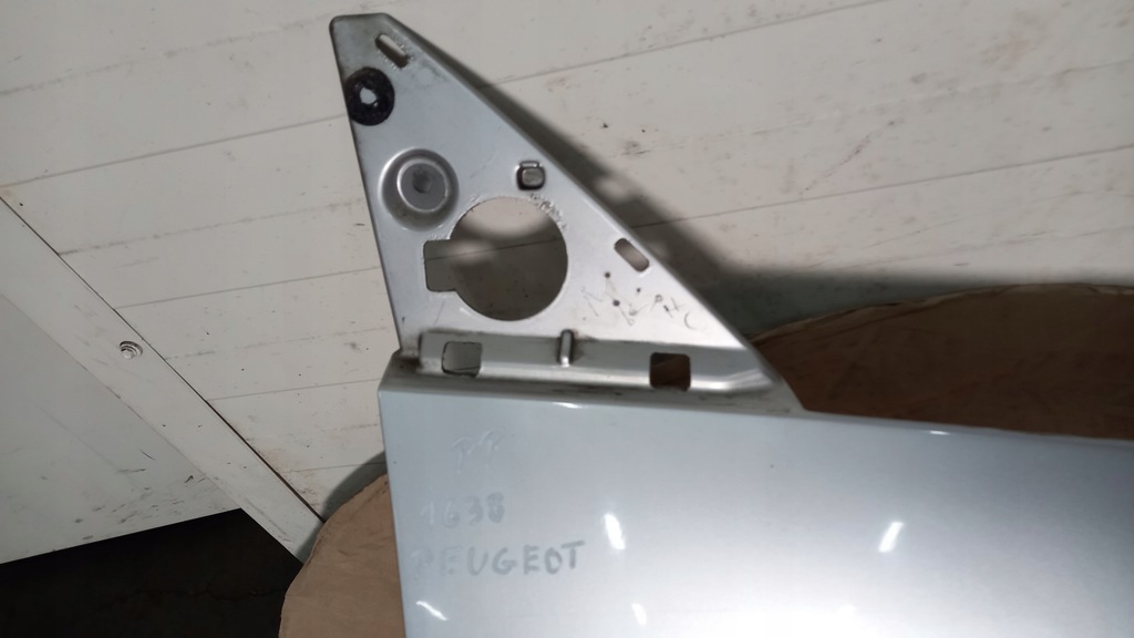 фото №8, Крыло правый перед peugeot 807 02r