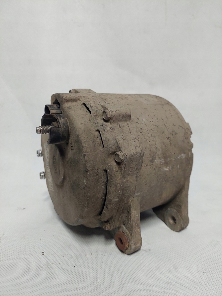 фото №1, Volkswagen audi 059903015p генератор