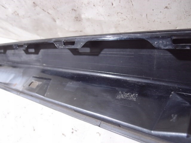Защита накладка  порога  правая audi a6 c7 4g0853860d Киев