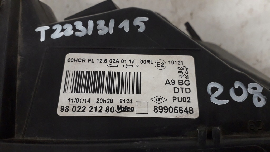 фото №9, Peugeot 208 1 i 12- лампа правая перед 9802221280