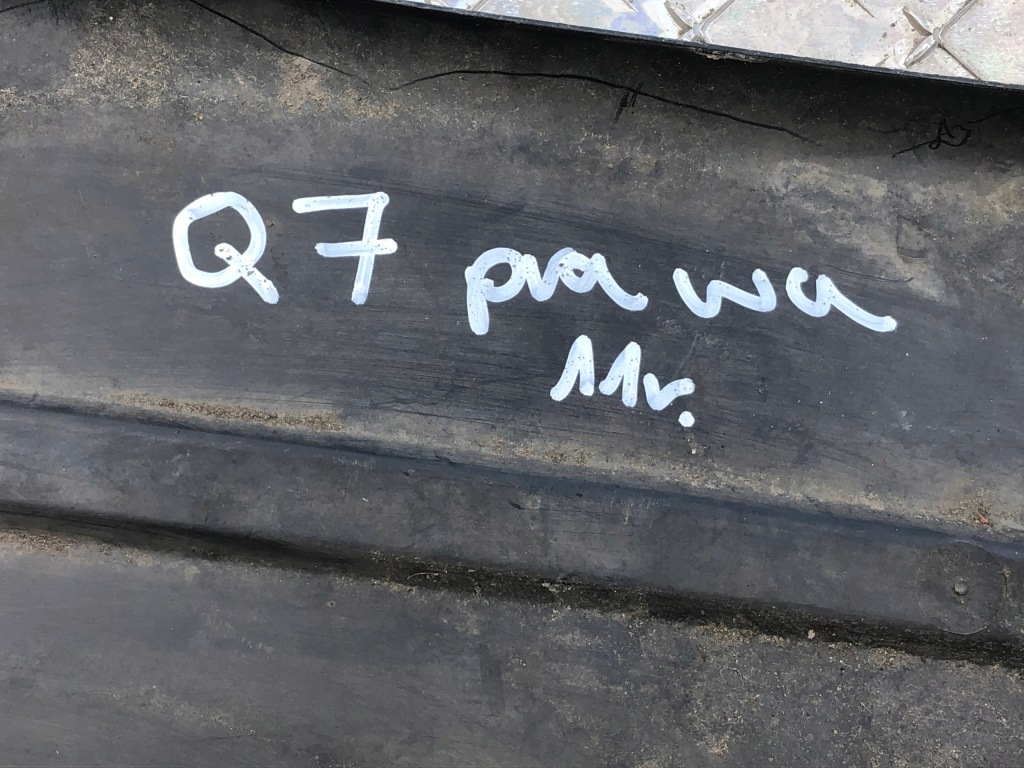 фото №11, Захист підвіска права audi q7 7l8825212d