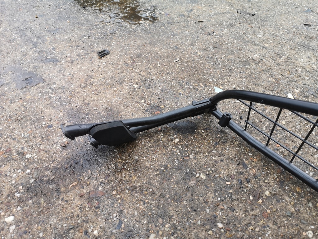 фото №2, Audi a3 8p решітка багажника задня sportback 5d 06 r