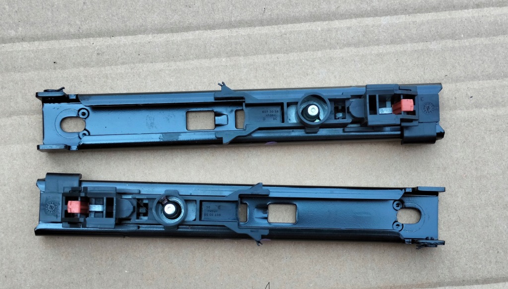 фото №1, Peugeot 2008 ползунок регулировка поперечина безопасности